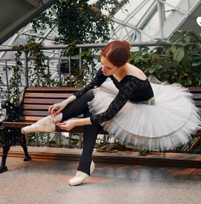 En Pointe Every Day: How to Master the Balletcore Aesthetic